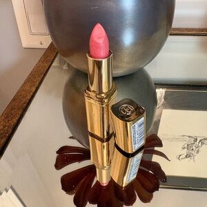 L'Oreal Ballerina Shoes 135 Lipstick